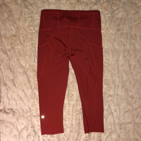 “Sold” Lululemon Fast and Free Crop - Picture 6 of 8